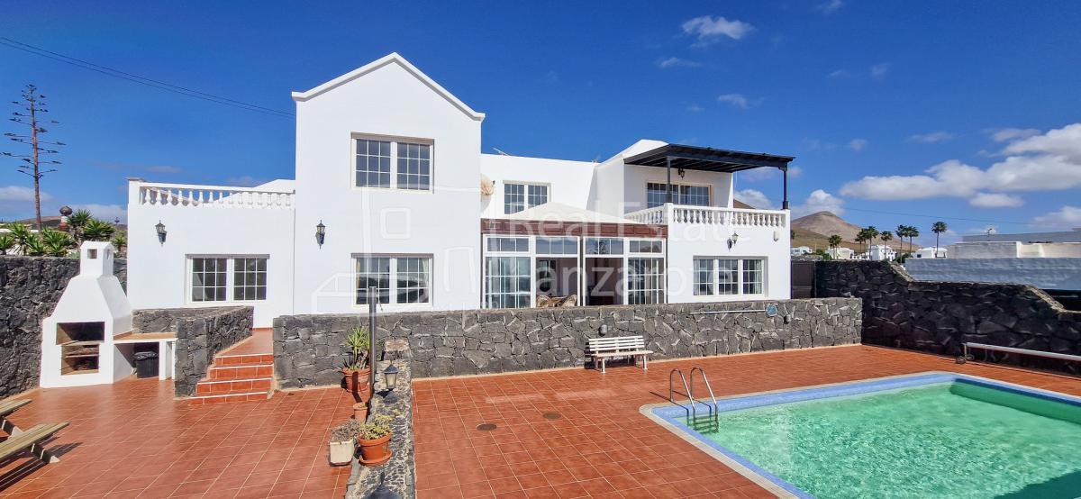 For sale Villa Conil Lanzarote Ref 9137