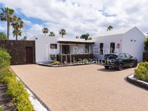 Venta Villa Puerto del Carmen Lanzarote Foto 5